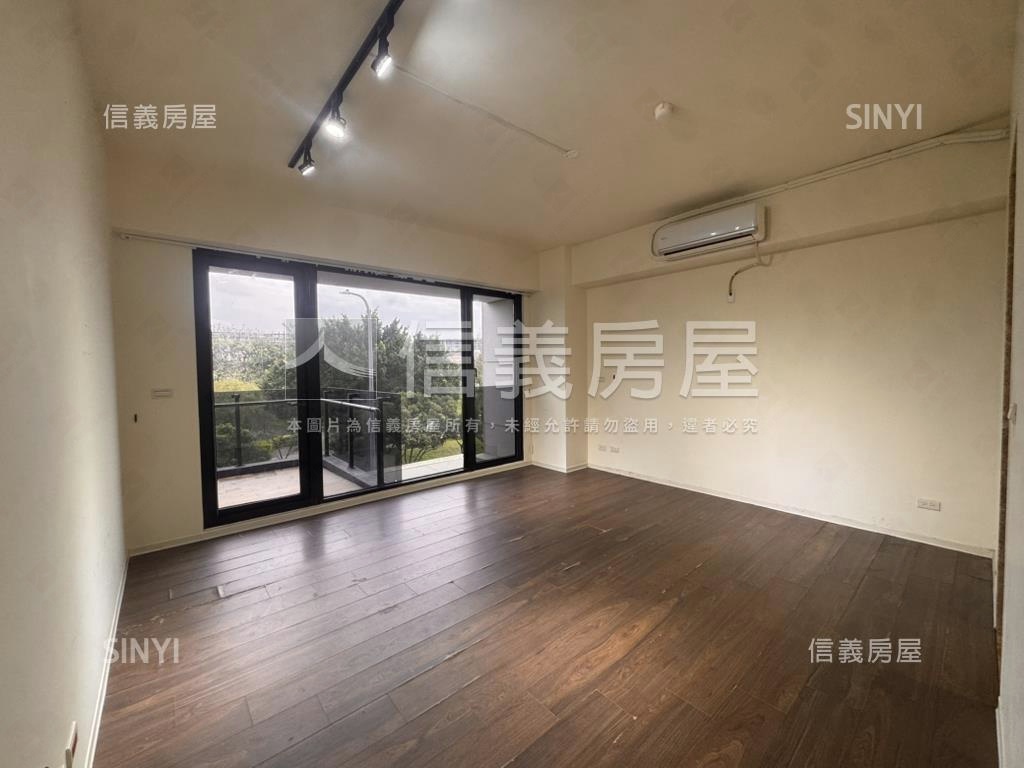 青埔面公園美景三房車位房屋室內格局與周邊環境