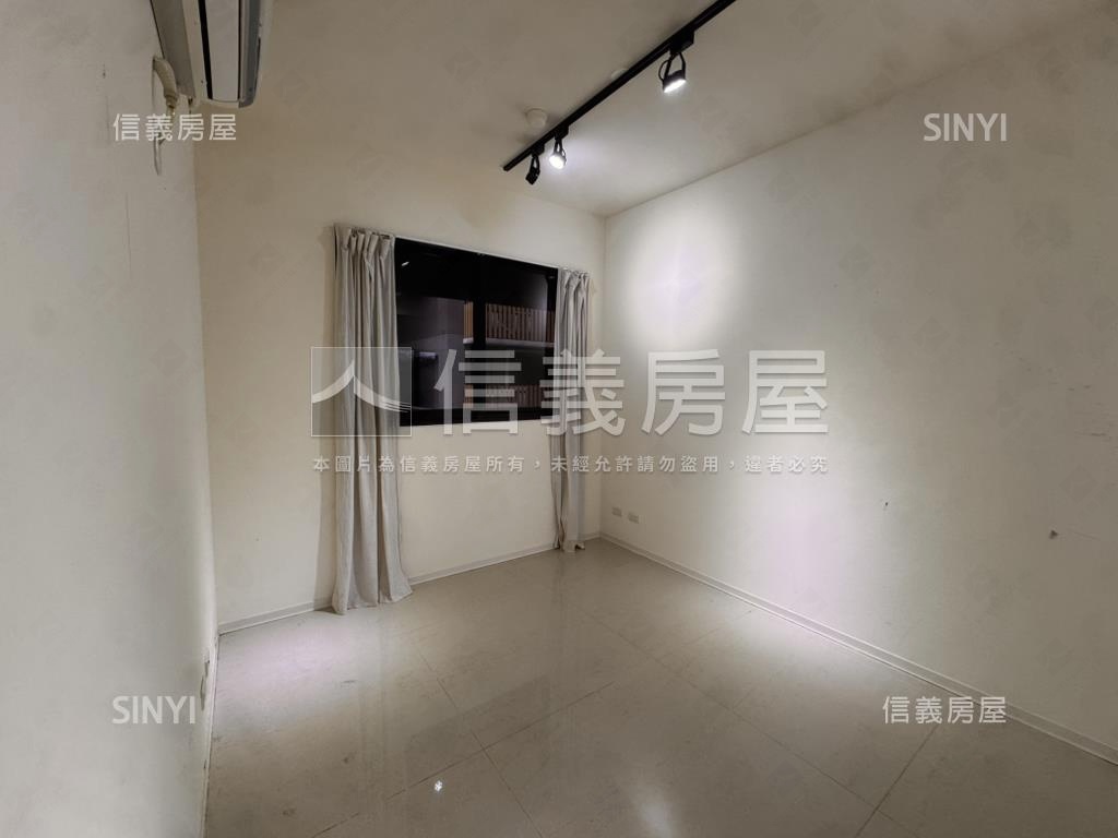 青埔面公園美景三房車位房屋室內格局與周邊環境