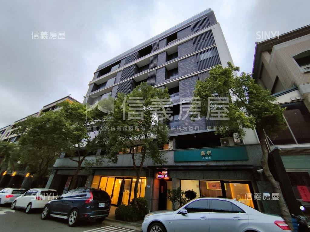 青埔面公園美景三房車位房屋室內格局與周邊環境