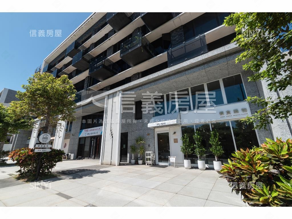 青埔面公園美景三房車位房屋室內格局與周邊環境