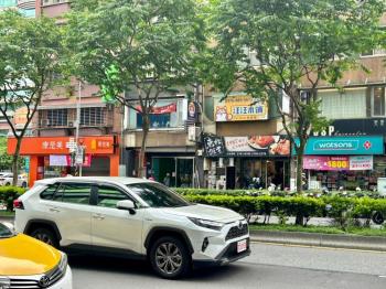 專任、正松山路金店面