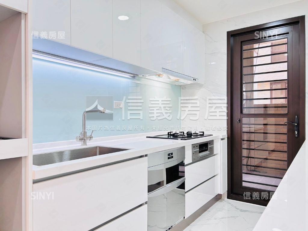 國王之森三面採光靜謐美宅房屋室內格局與周邊環境