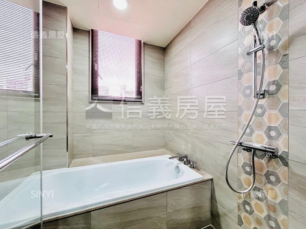 國王之森三面採光靜謐美宅房屋室內格局與周邊環境