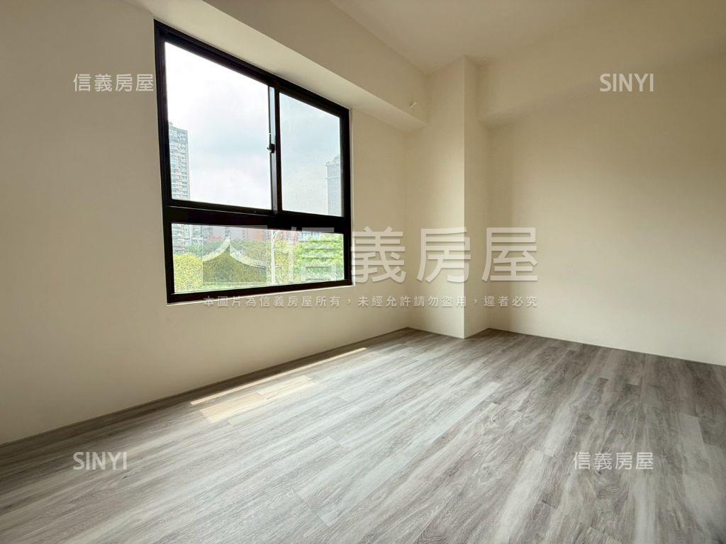 水岸景觀樹景三房車位房屋室內格局與周邊環境