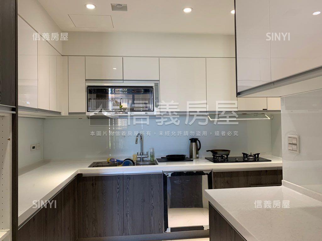 國聚之界漂亮三房平車位房屋室內格局與周邊環境