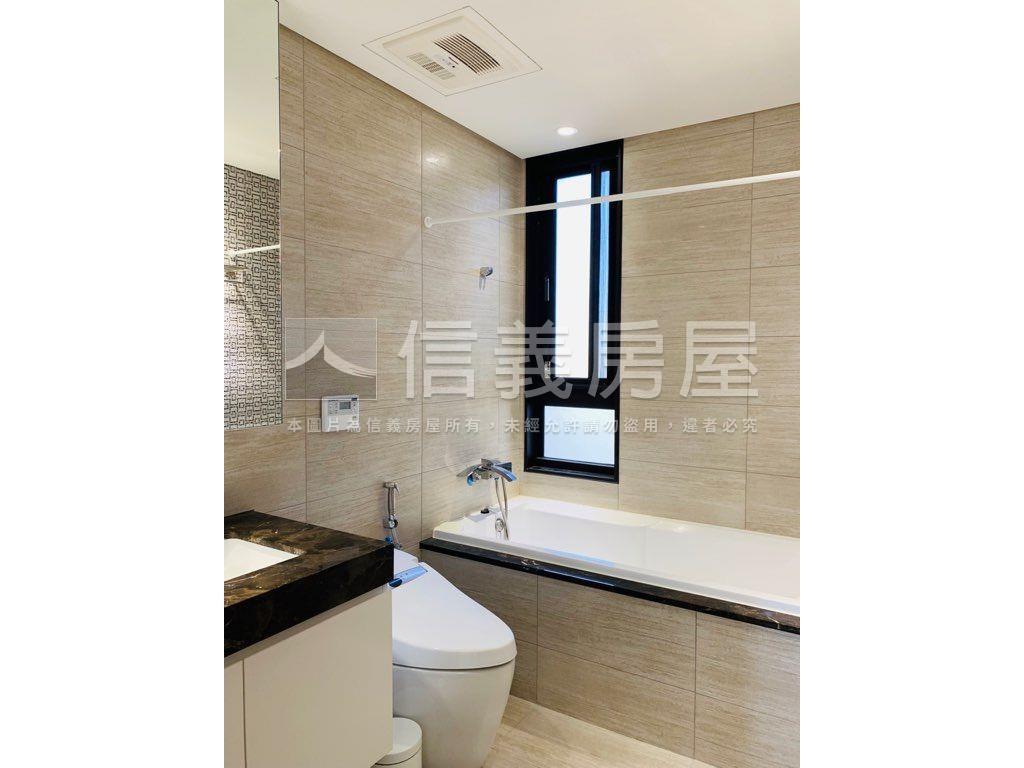 國聚之界漂亮三房平車位房屋室內格局與周邊環境