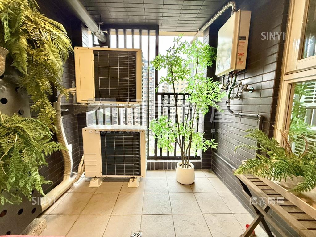 神采飛洋二房裝潢採光高樓房屋室內格局與周邊環境