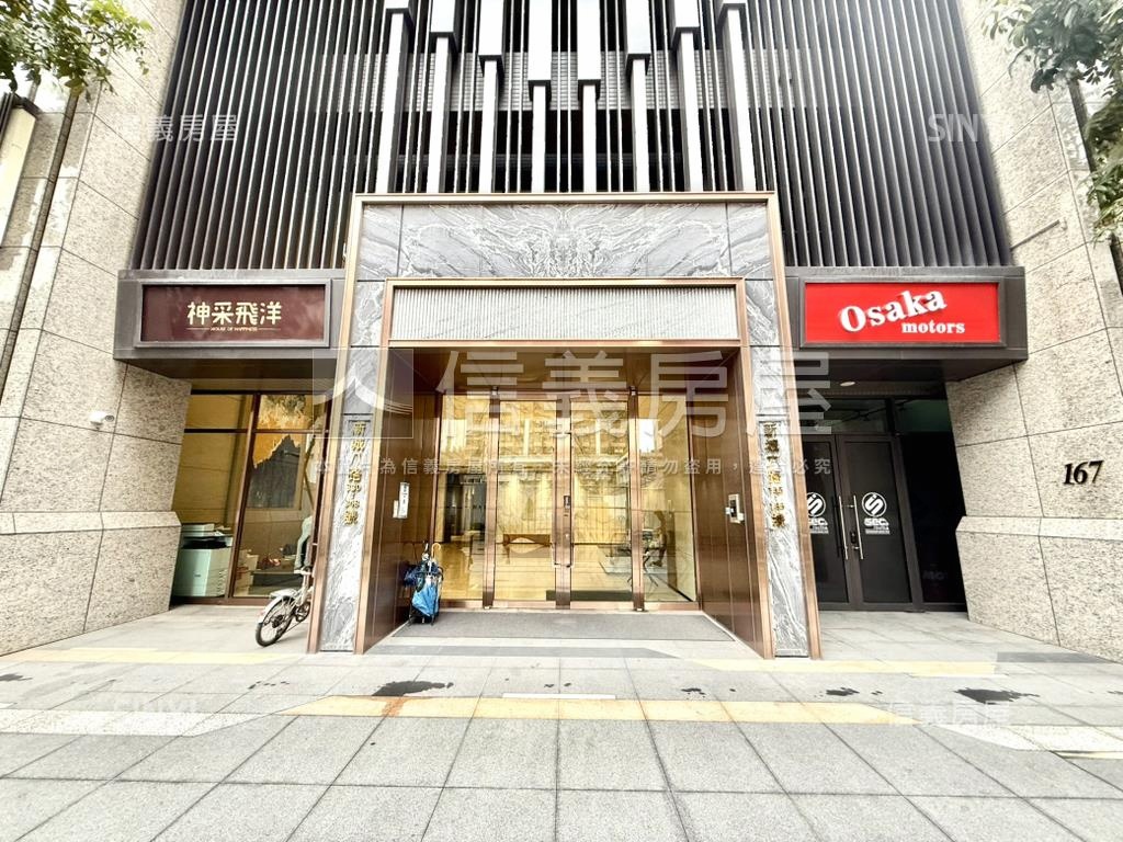 神采飛洋二房裝潢採光高樓房屋室內格局與周邊環境
