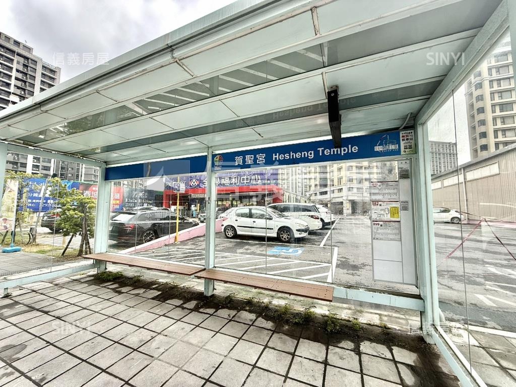 神采飛洋二房裝潢採光高樓房屋室內格局與周邊環境