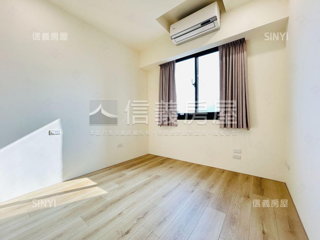 近捷運三和國中站雙車位房屋室內格局與周邊環境