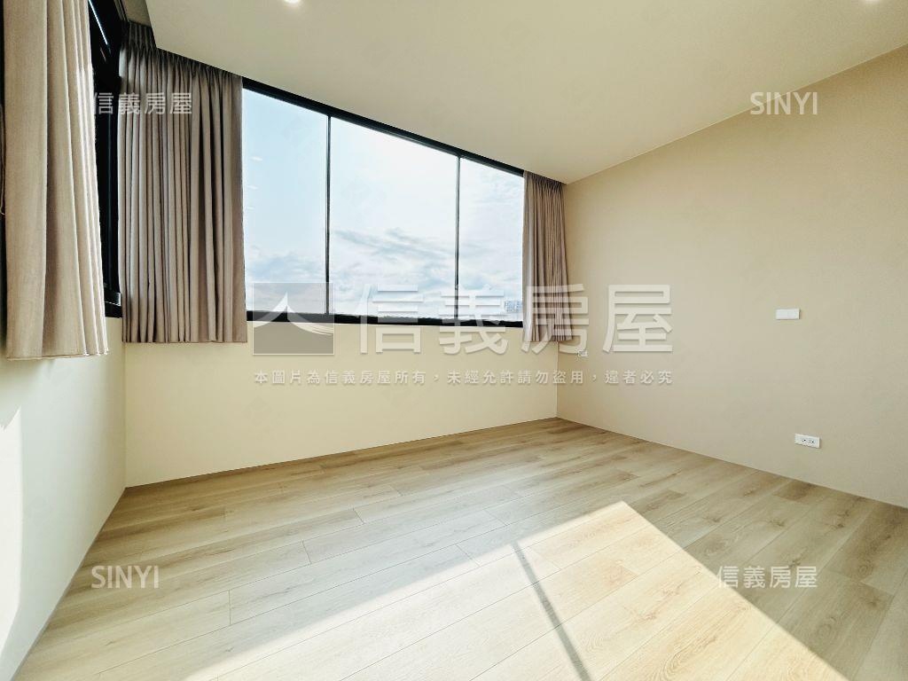 近捷運三和國中站雙車位房屋室內格局與周邊環境