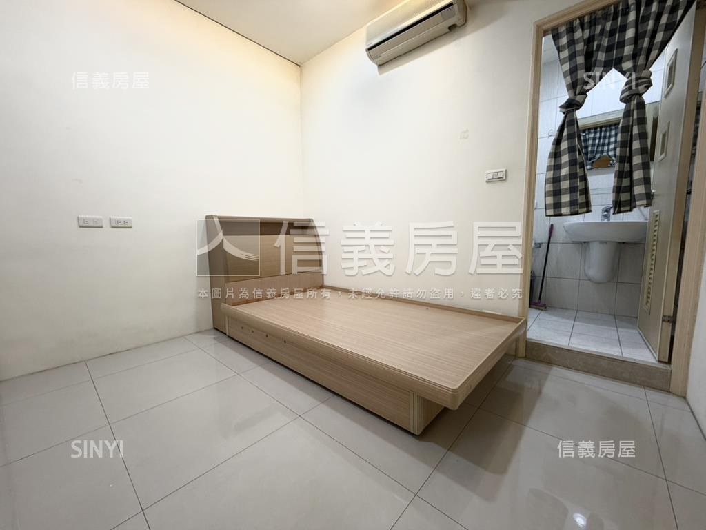 捷運邊間雙衛浴美寓房屋室內格局與周邊環境