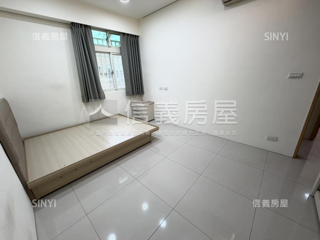 捷運邊間雙衛浴美寓房屋室內格局與周邊環境