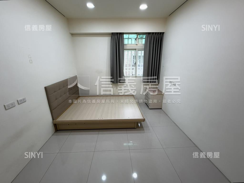 捷運邊間雙衛浴美寓房屋室內格局與周邊環境