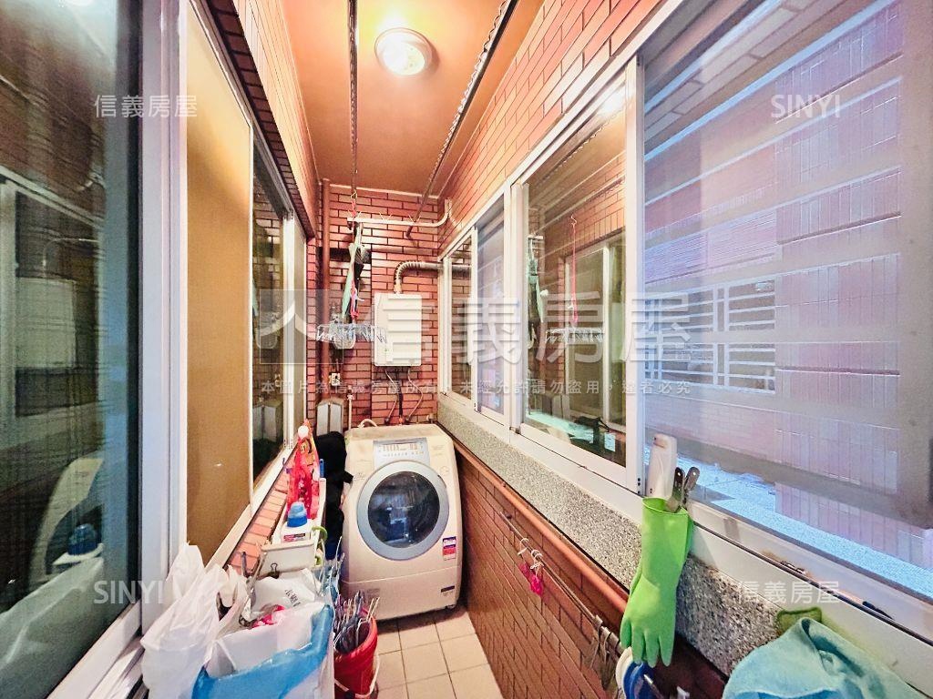 臻愛加州３房車位房屋室內格局與周邊環境