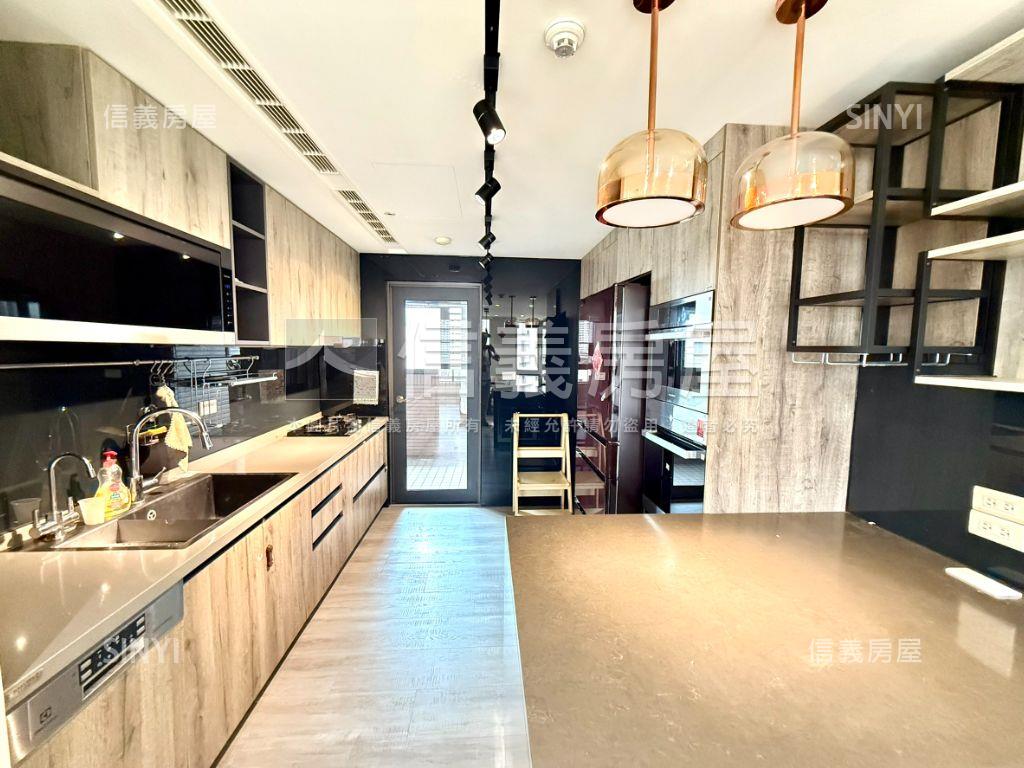 【店推】‧美裝次高樓３房房屋室內格局與周邊環境