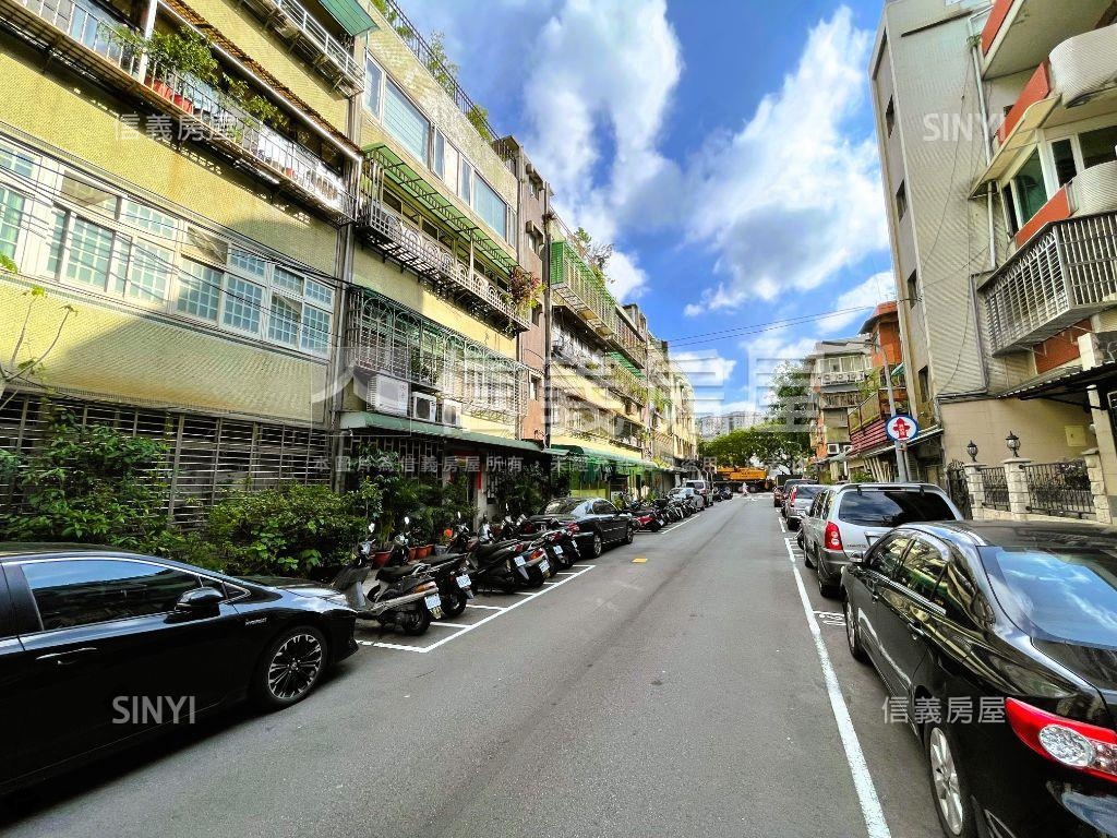 「松光花影」大空間美４房房屋室內格局與周邊環境