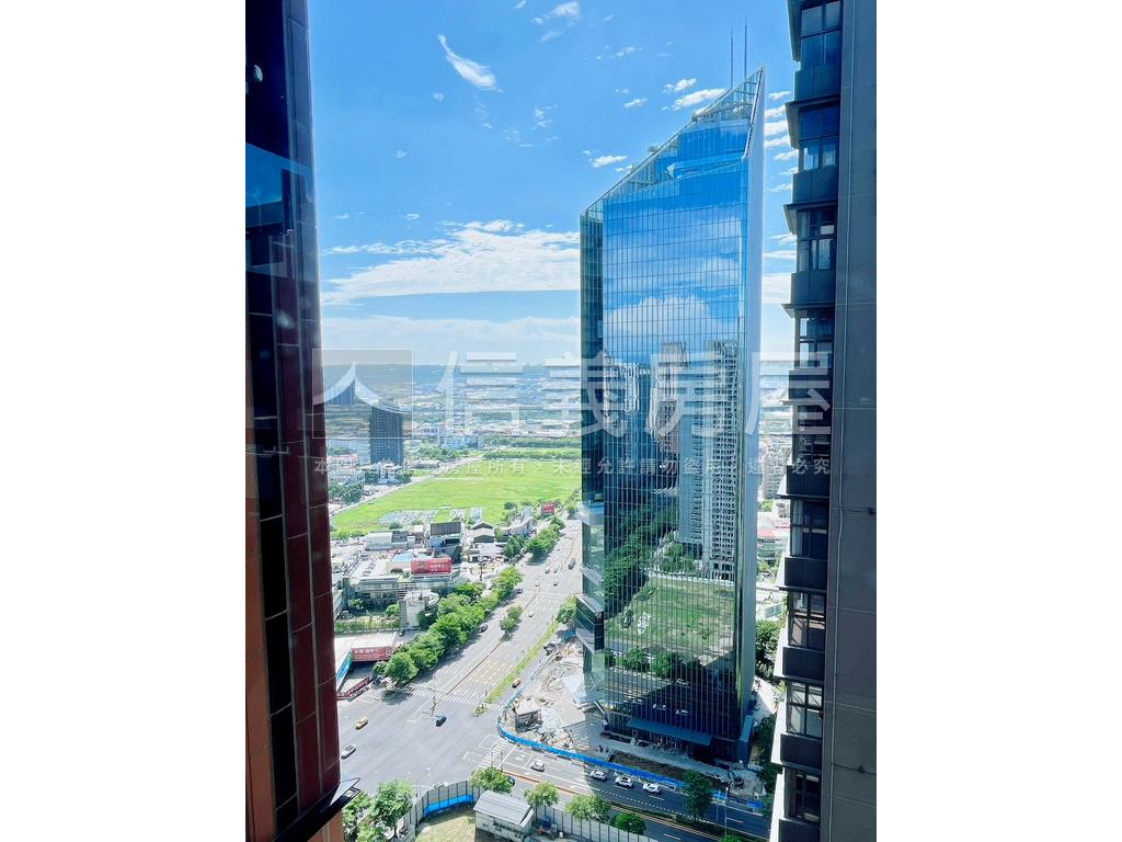 誠意出售＊七期鉑金愛悅房屋室內格局與周邊環境