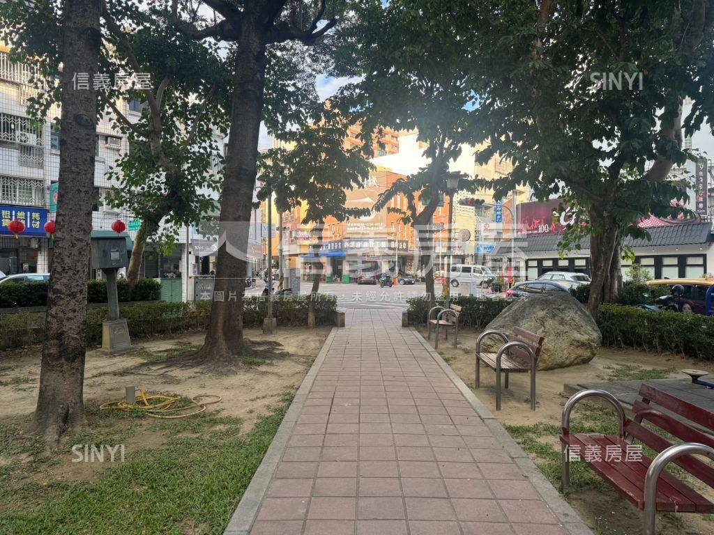 河北路一樓黃金店面房屋室內格局與周邊環境