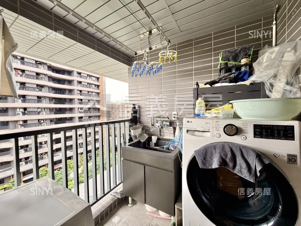 柏克萊精緻２房車位房屋室內格局與周邊環境