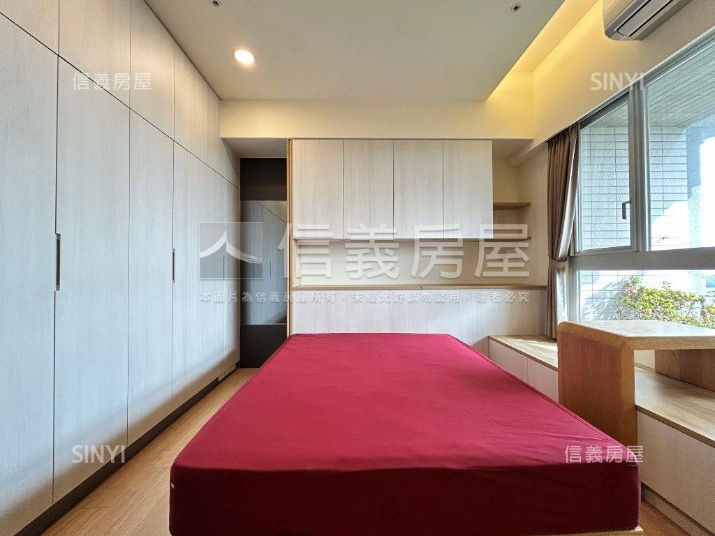 世界之翼｜面河畔大三房房屋室內格局與周邊環境