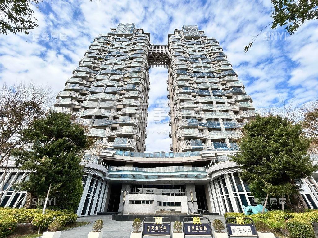 世界之翼｜面河畔大三房房屋室內格局與周邊環境