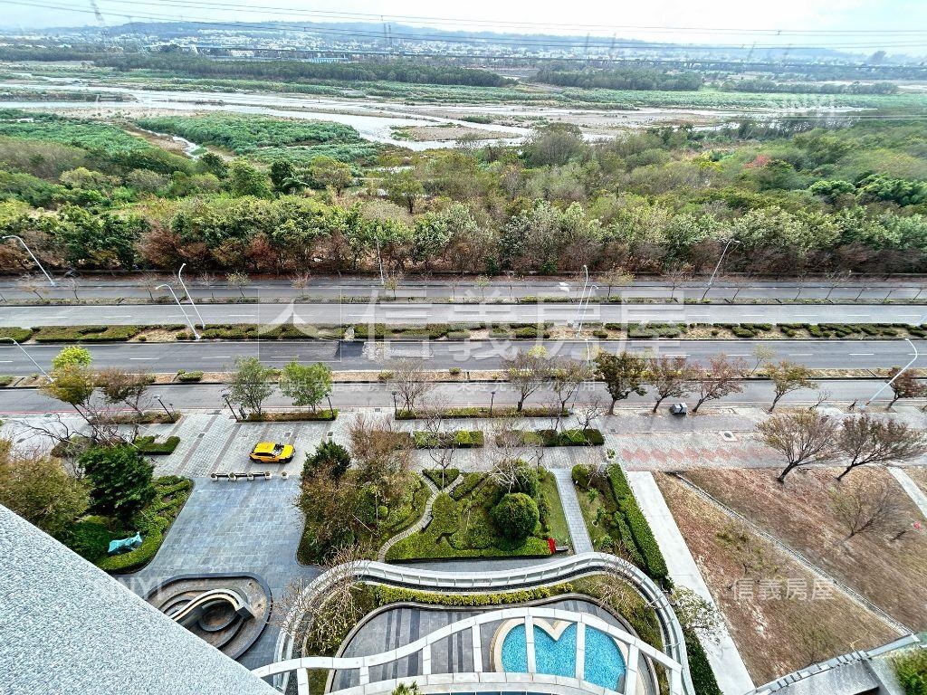 世界之翼｜面河畔大三房房屋室內格局與周邊環境