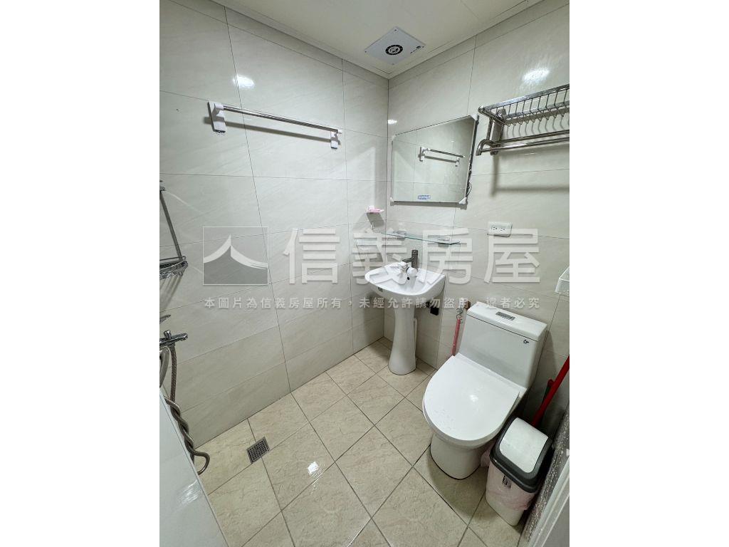 專！捷運文心崇德凱撒假期房屋室內格局與周邊環境