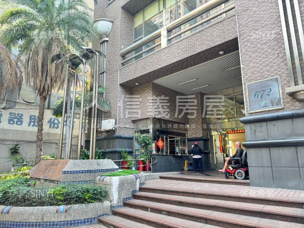 專！捷運文心崇德凱撒假期房屋室內格局與周邊環境