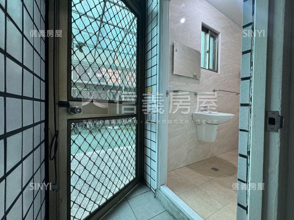 面河畔美麗店面１＋２樓房屋室內格局與周邊環境