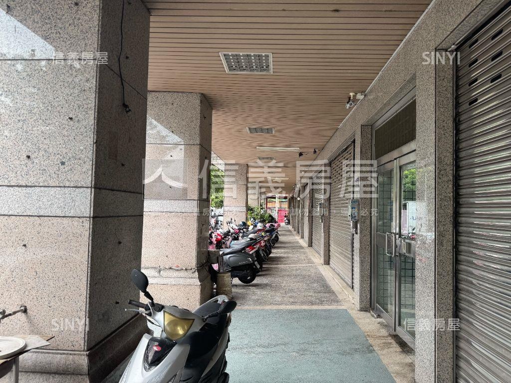 面河畔美麗店面１＋２樓房屋室內格局與周邊環境