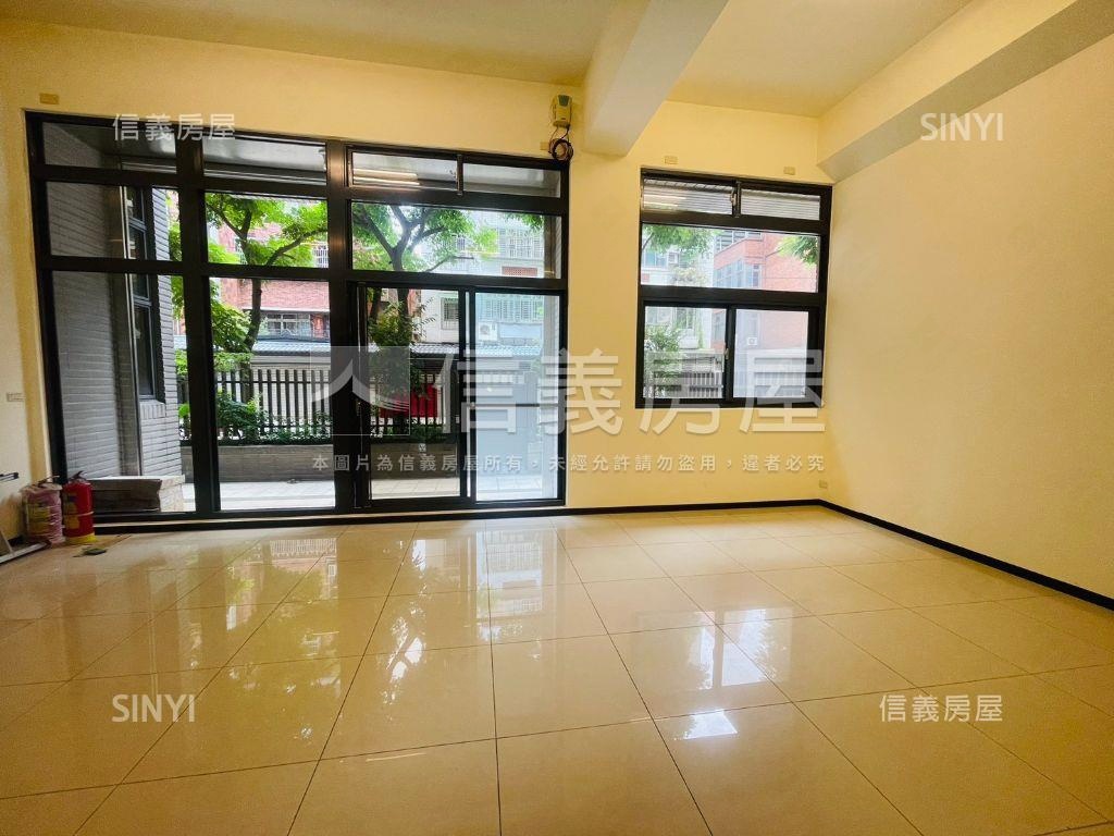 知青美屋三房房屋室內格局與周邊環境