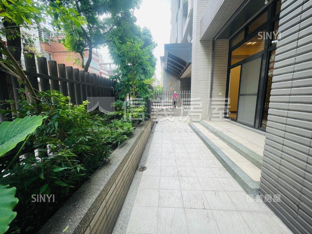知青美屋三房房屋室內格局與周邊環境