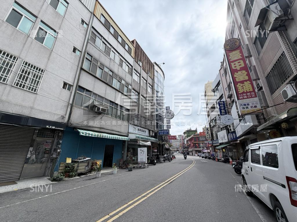 大甲鎮瀾宮旁金店面房屋室內格局與周邊環境