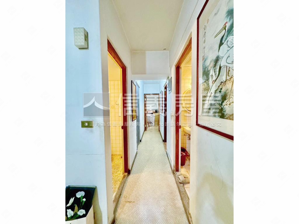 忠駝國宅經典三房雙衛房屋室內格局與周邊環境