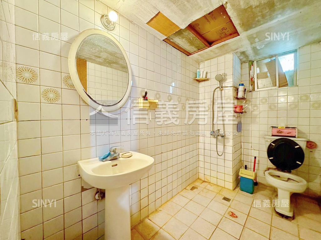 忠駝國宅經典三房雙衛房屋室內格局與周邊環境