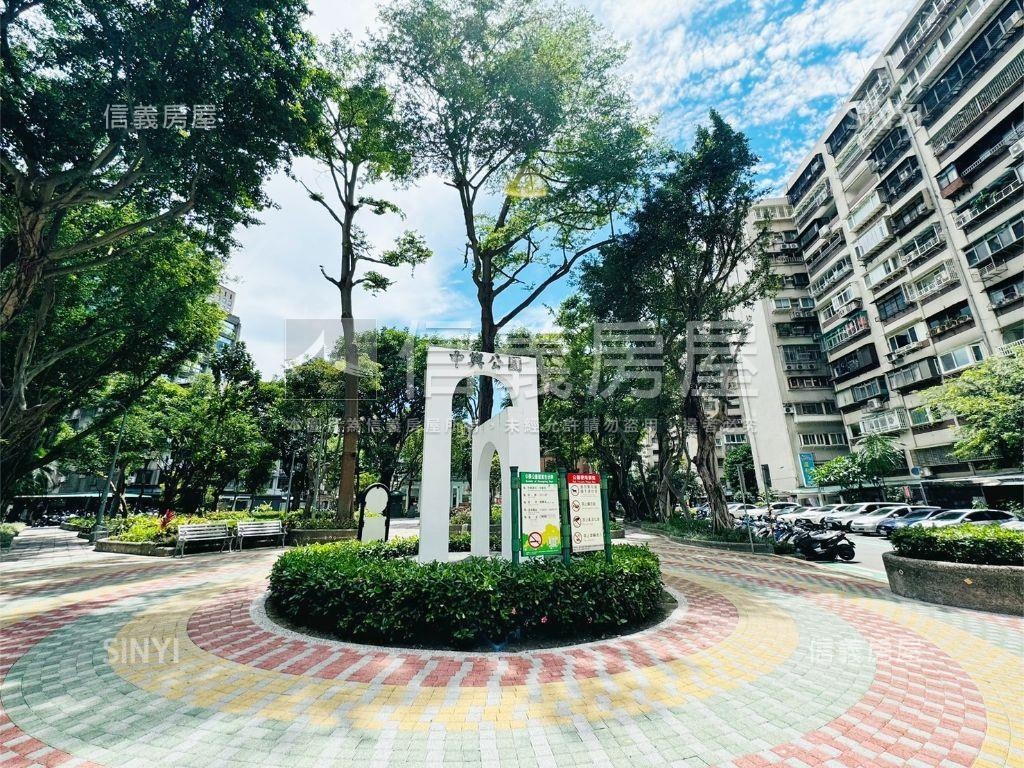 忠駝國宅經典三房雙衛房屋室內格局與周邊環境