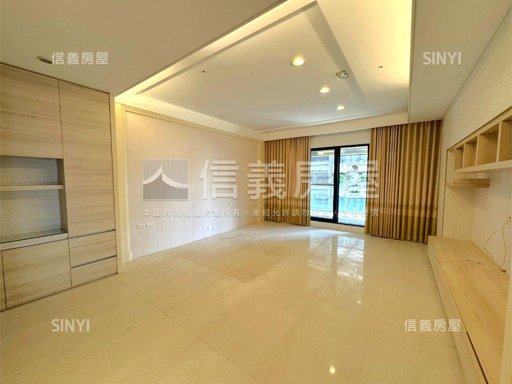 七期｜由鉅大謙面新光三越房屋室內格局與周邊環境