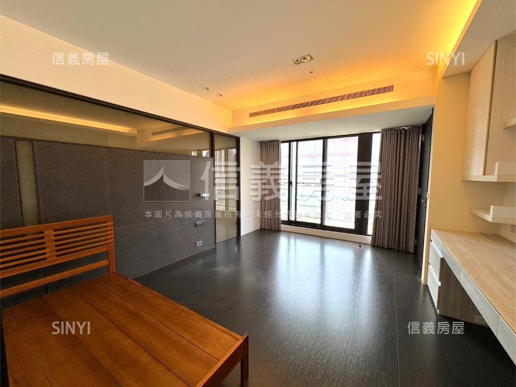 七期｜由鉅大謙面新光三越房屋室內格局與周邊環境