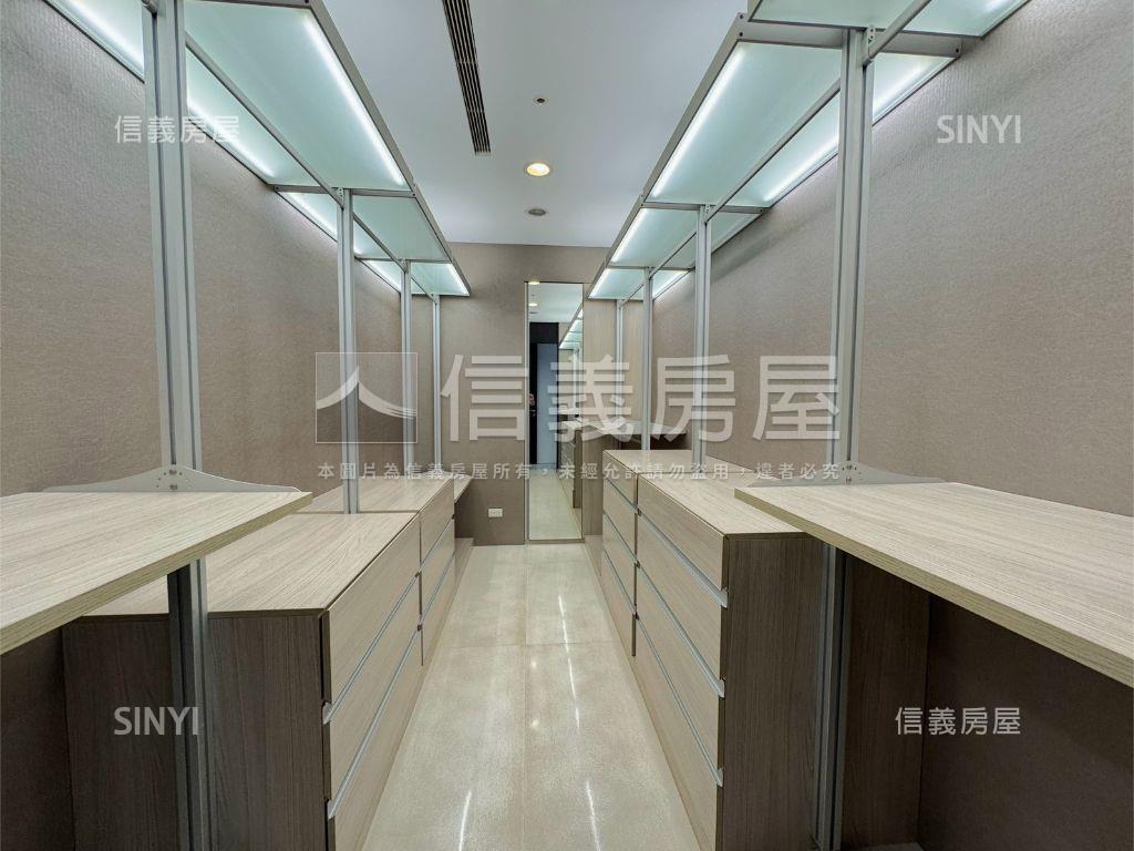 七期｜由鉅大謙面新光三越房屋室內格局與周邊環境