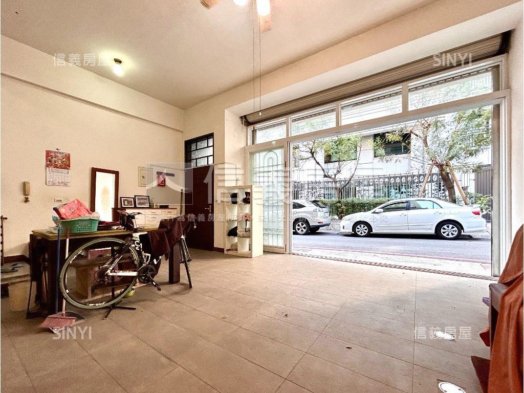 鼓山輕軌面寬車墅房屋室內格局與周邊環境