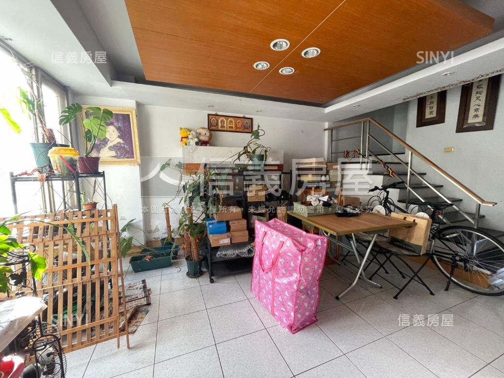 龍飛鳳舞遼闊天際房屋室內格局與周邊環境