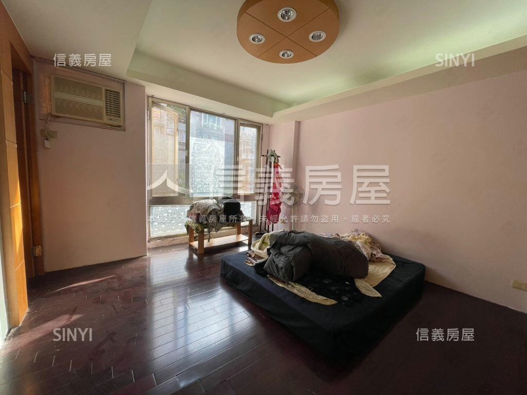 龍飛鳳舞遼闊天際房屋室內格局與周邊環境