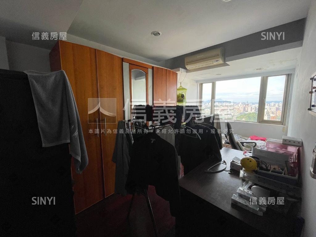 龍飛鳳舞遼闊天際房屋室內格局與周邊環境