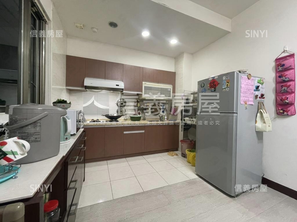 輕屋齡大空間＊飛閣流丹房屋室內格局與周邊環境