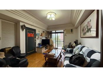 公園旁電梯四房車位