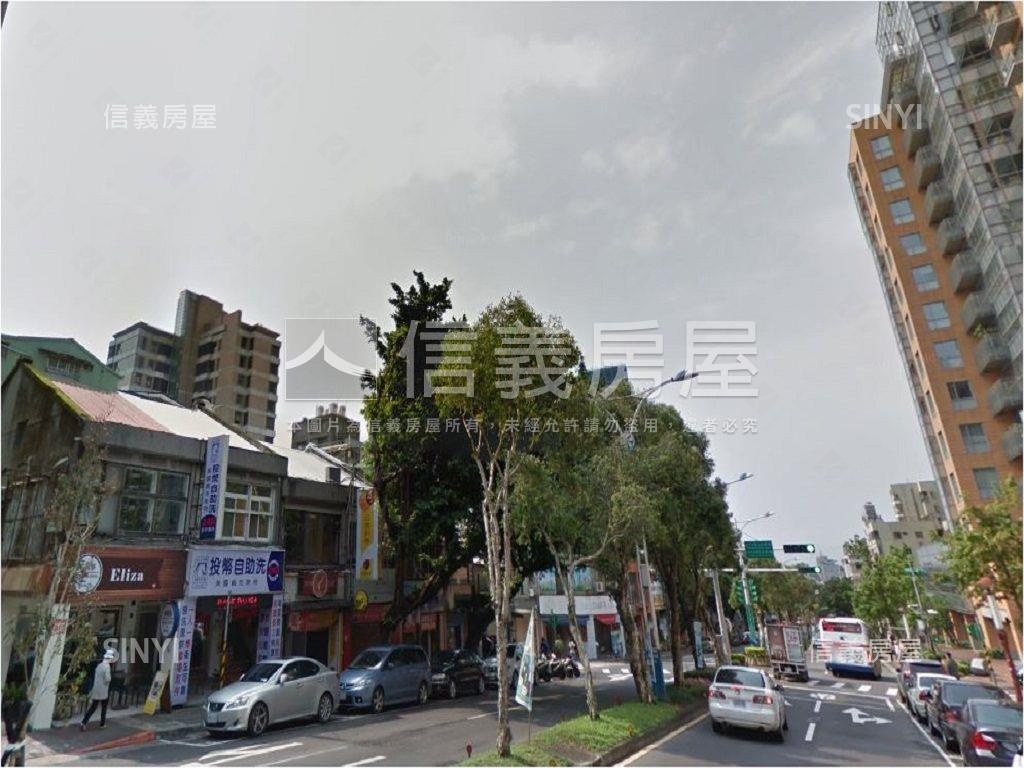 正中山北路七段置產透店房屋室內格局與周邊環境