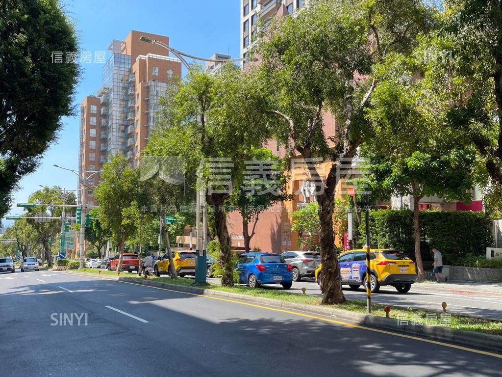 正中山北路七段置產透店房屋室內格局與周邊環境