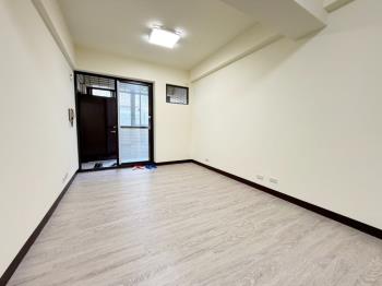 平興國小旁小資三房