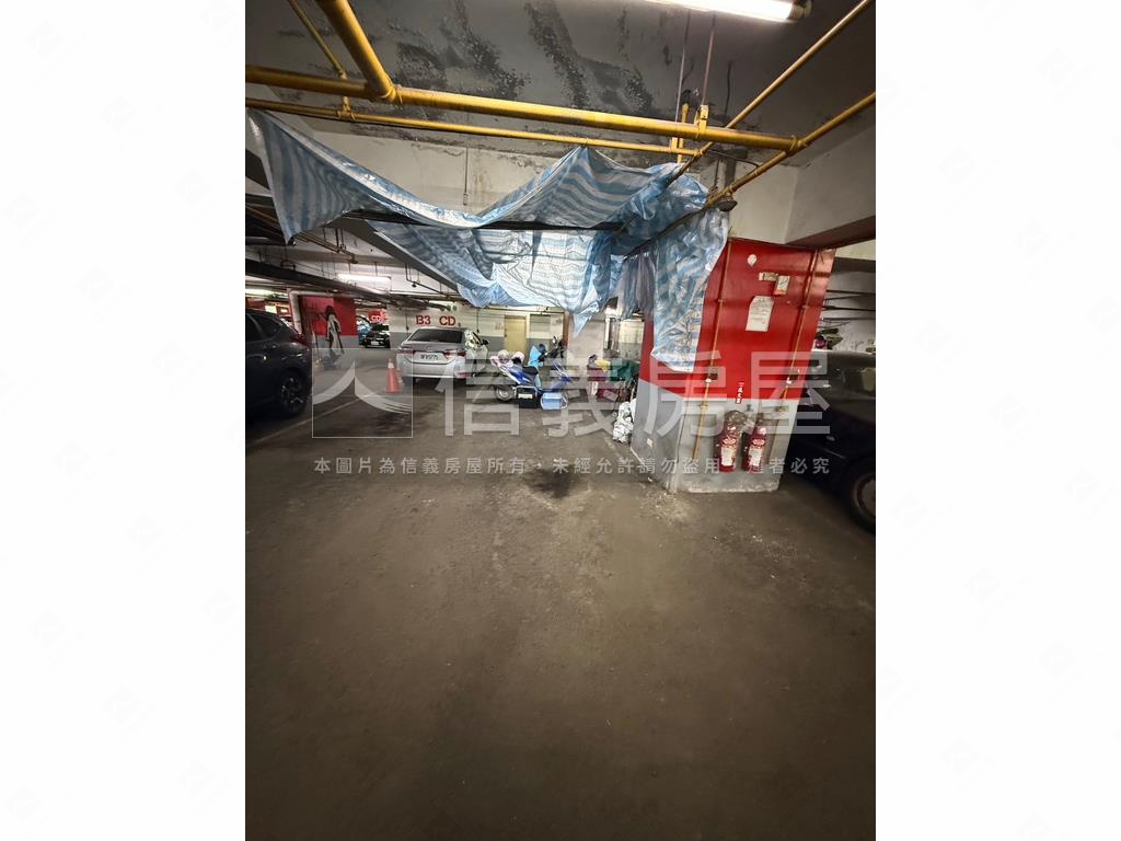 採光好景東帝士四房車位房屋室內格局與周邊環境